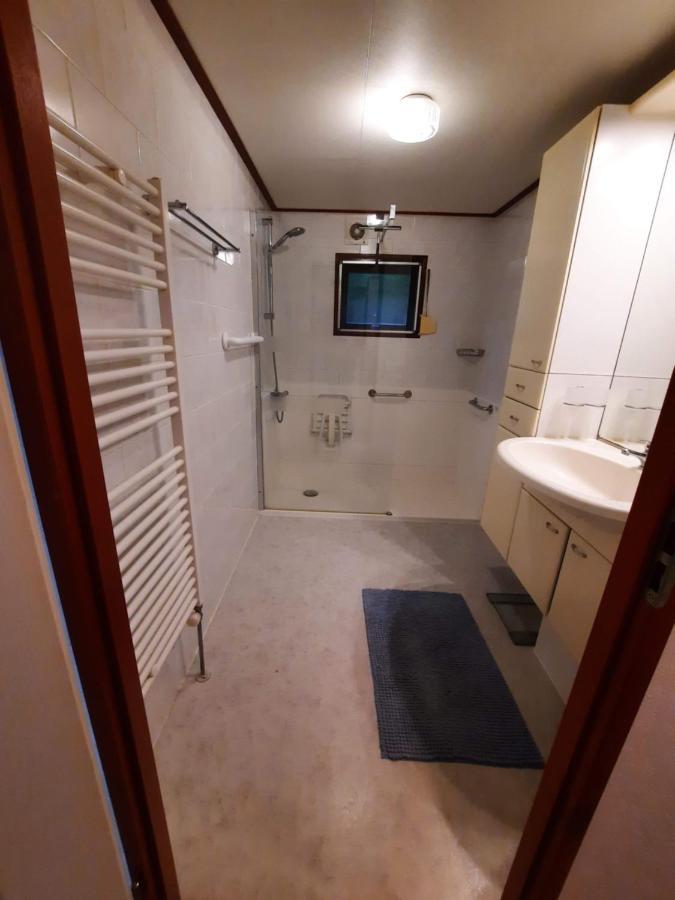 Heel Chalet M & J מראה חיצוני תמונה