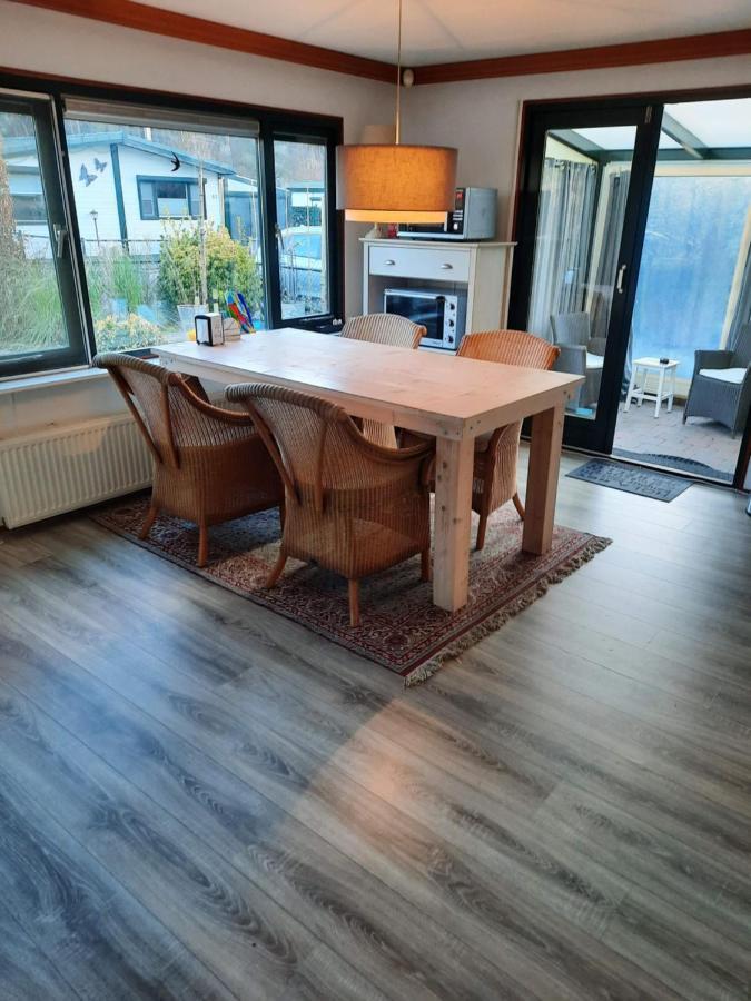 Heel Chalet M & J מראה חיצוני תמונה